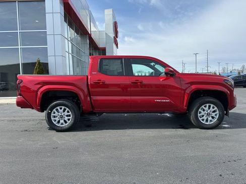 New 2026 Toyota Tacoma SR5 image 8