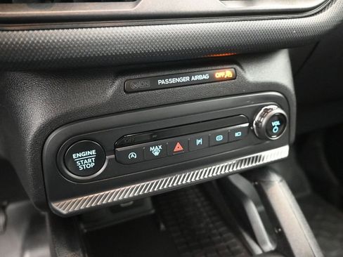 Used 2025 Ford Bronco Sport Badlands image 17