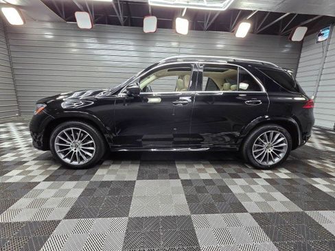 Used 2024 Mercedes-Benz GLE 350 4MATIC image 9