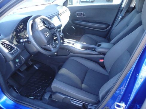 Used 2019 Honda HR-V EX image 9