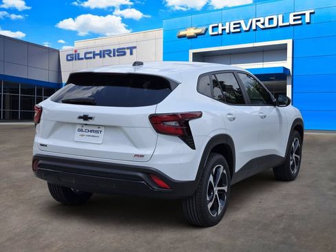 New 2026 Chevrolet Trax RS w/ Driver Confidence Package FWD image 8