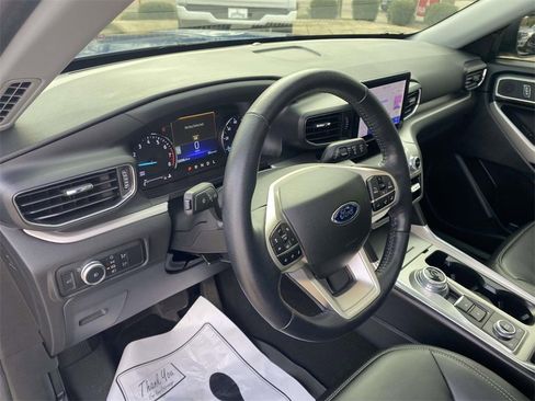 Used 2022 Ford Explorer XLT w/ Equipment Group 202A image 52