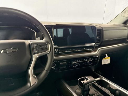 Used 2024 Chevrolet Silverado 1500 RST w/ Convenience Package II image 34