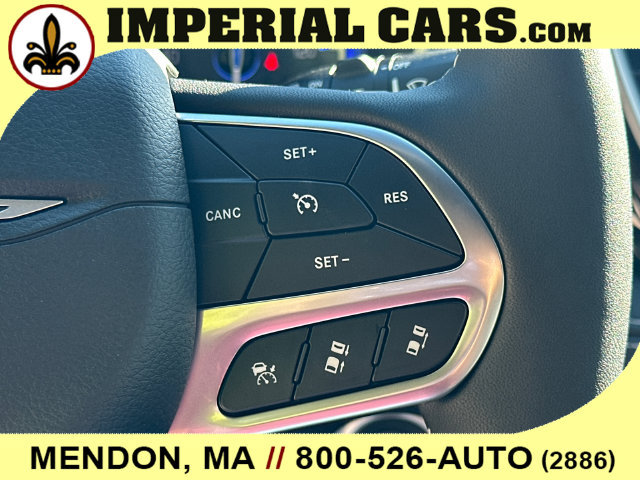 New 2027 Chrysler Pacifica Select AWD/4WD image 27