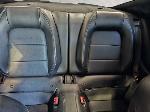 Used 2018 Ford Mustang Premium RWD image 8
