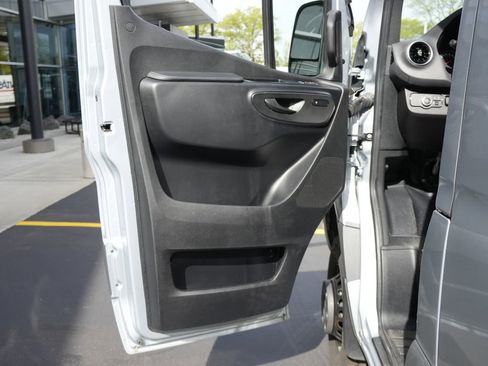 Used 2026 Mercedes-Benz Sprinter 3500 image 8