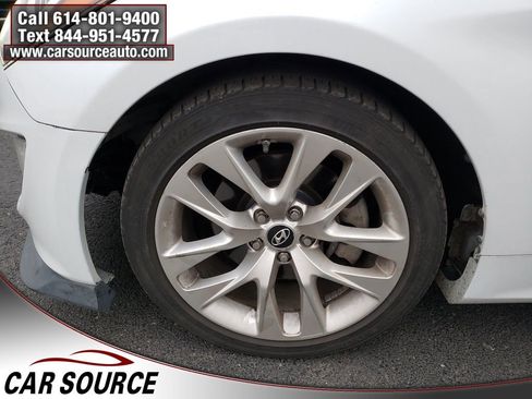 Used 2015 Hyundai Genesis 3.8 image 22