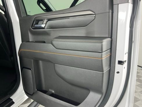 Used 2023 GMC Sierra 1500 AT4 w/ AT4 Preferred Package image 30