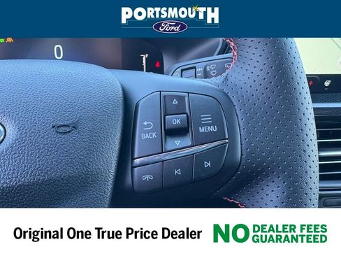 New 2026 Ford Escape ST-Line Select w/ Tech Pack #1 image 17