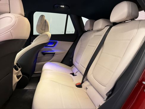 Certified 2026 Mercedes-Benz GLC 300 4MATIC image 25