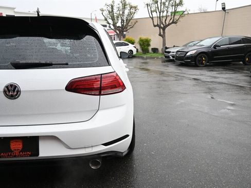 Used 2018 Volkswagen GTI S image 11
