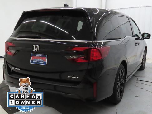 Used 2025 Honda Odyssey Sport-L image 3