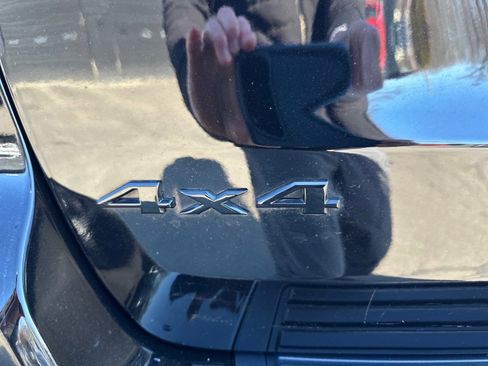 Used 2019 Jeep Grand Cherokee Altitude image 22