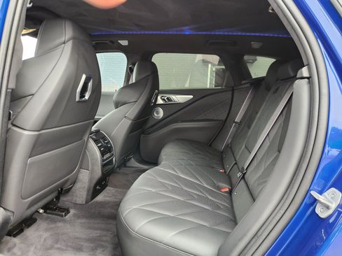 Used 2024 BMW XM AWD/4WD image 31