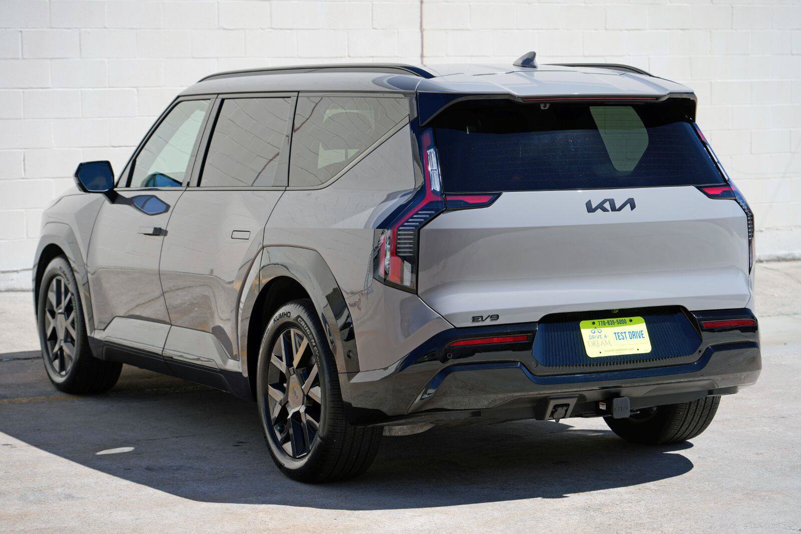 Used 2026 Kia EV9 Land w/ Nightfall Edition Package AWD/4WD image 53