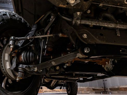 Used 2022 Chevrolet Silverado 2500 LTZ w/ LTZ Plus Package image 14