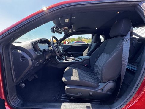 Used 2022 Dodge Challenger SXT w/ Blacktop Package image 9
