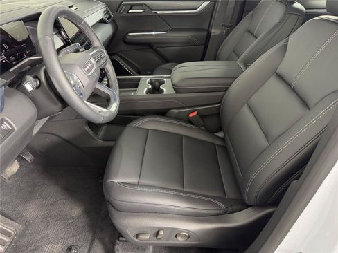 New 2026 GMC Acadia Elevation w/ Black Edition FWD image 7