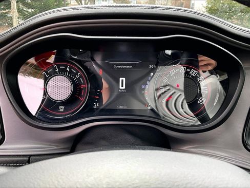 Certified 2023 Dodge Challenger R/T w/ Plus Package image 10