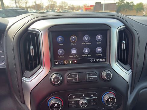 Used 2020 Chevrolet Silverado 1500 LT Trail Boss image 13