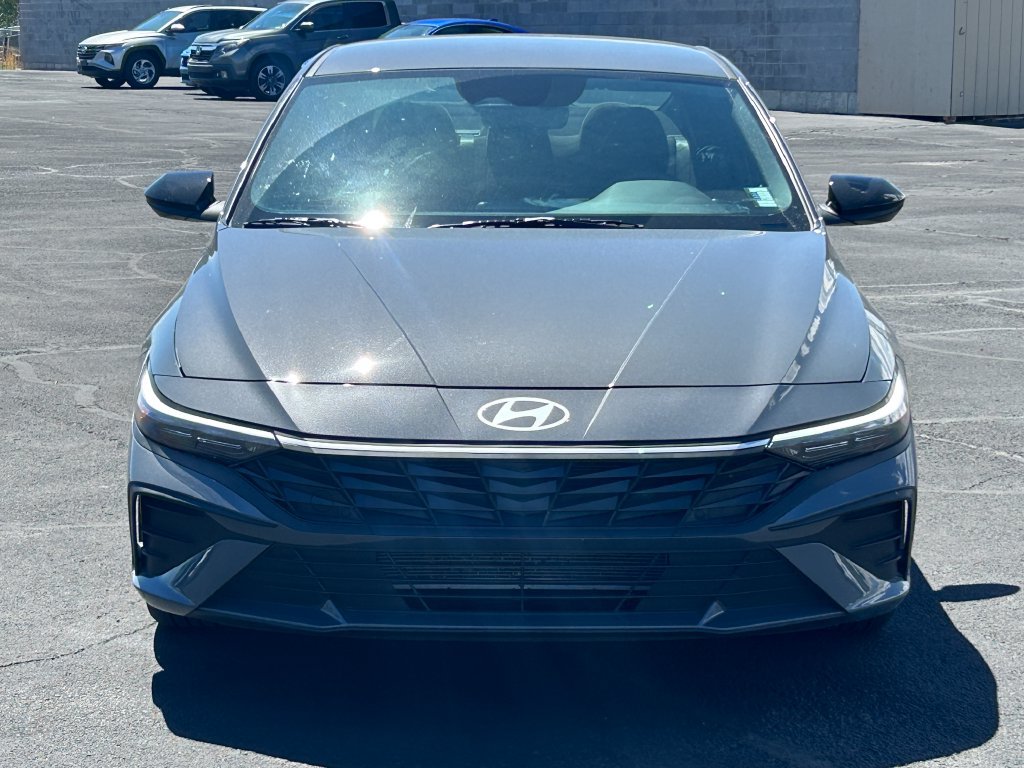 Used 2026 Hyundai Elantra Sport FWD image 7