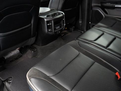 Used 2024 RAM 1500 Laramie image 19