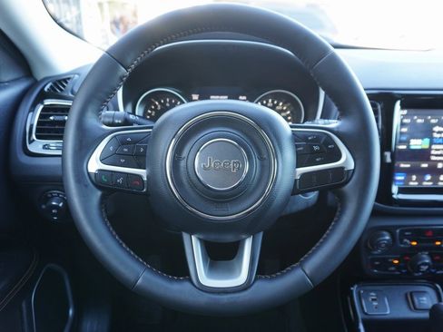 Used 2018 Jeep Compass Limited w/ Navigation Group image 10