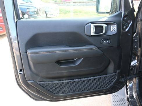 New 2025 Jeep Wrangler Sahara image 9