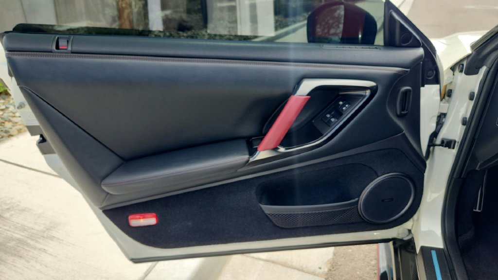 Used 2015 Nissan GT-R NISMO AWD/4WD image 41