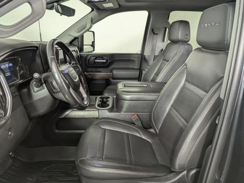 Used 2020 GMC Sierra 2500 Denali w/ Denali Ultimate Package AWD/4WD image 8