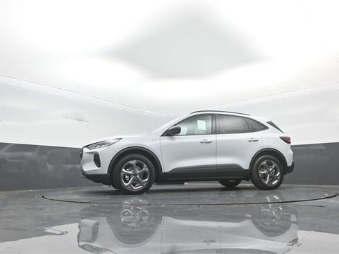 New 2026 Ford Escape ST-Line w/ Tech Pack #1 image 29