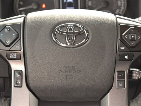 Used 2022 Toyota Tacoma TRD Sport w/ Black Out Package (TMS) AWD/4WD image 15