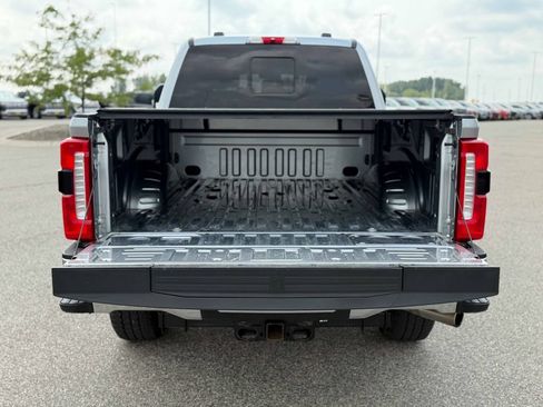 Used 2024 Ford F350 Lariat w/ Lariat Ultimate Package AWD/4WD image 15