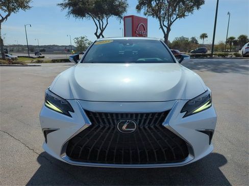 Used 2023 Lexus ES 350 Ultra Luxury image 11