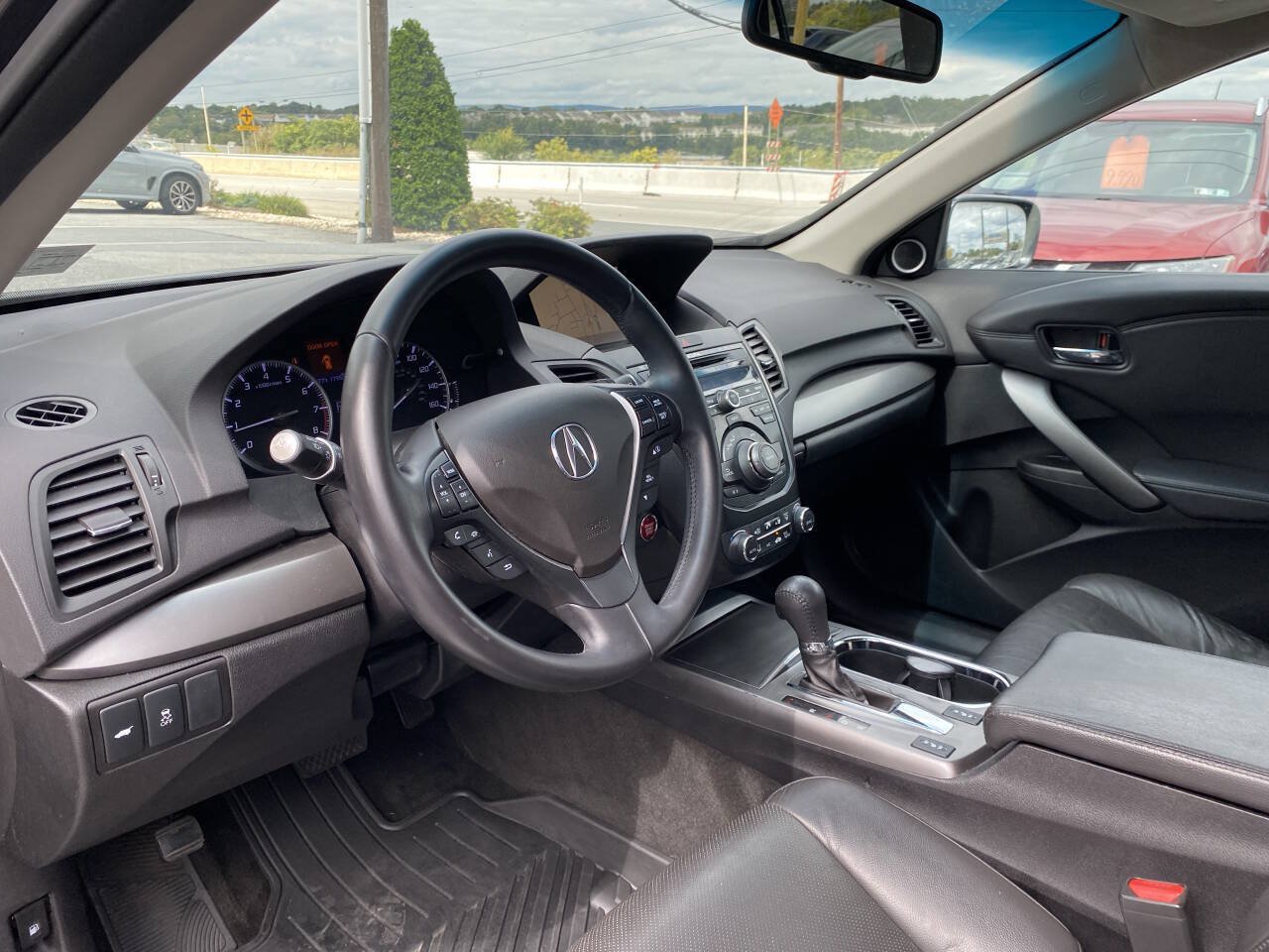 Used 2015 Acura RDX w/ Technology Package AWD/4WD image 10