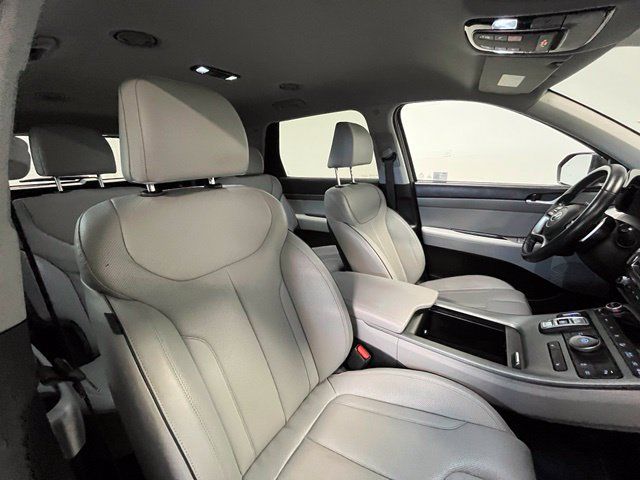 Used 2025 Hyundai Palisade SEL FWD image 9