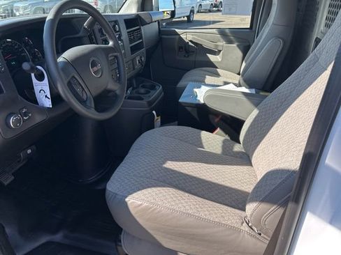 New 2025 GMC Savana 3500 Extended w/ Driver Convenience Package RWD image 6