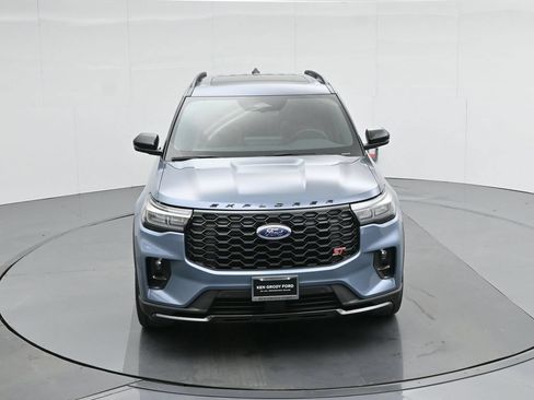 Used 2025 Ford Explorer ST w/ Sun And Sound Package AWD/4WD image 40