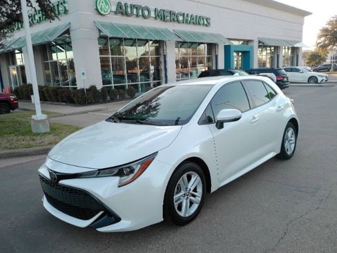 Used 2022 Toyota Corolla SE image 1