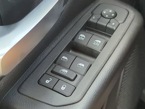 New 2026 RAM 1500 Express AWD/4WD image 21
