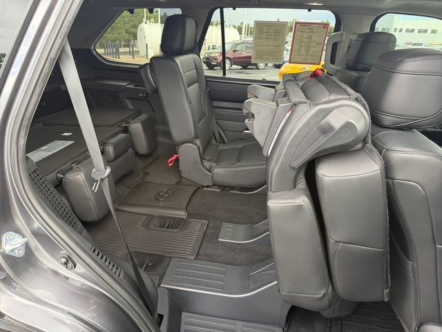 Used 2024 Toyota Sequoia Limited AWD/4WD image 29