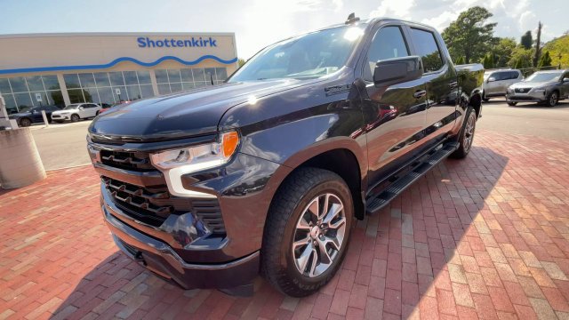 Used 2024 Chevrolet Silverado 1500 RST w/ Convenience Package II AWD/4WD image 5
