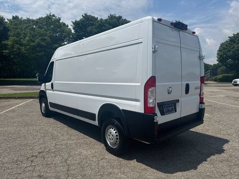 Used 2026 RAM ProMaster 2500 w/ Convenience Group FWD image 7