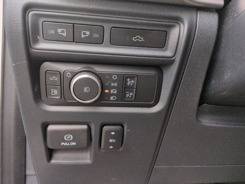 Used 2021 Ford F150 Lariat w/ Equipment Group 502A High image 9