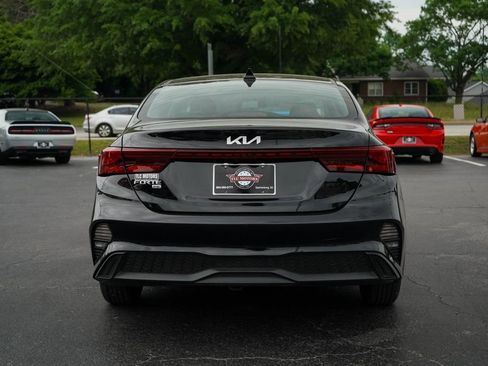 Used 2024 Kia Forte LX FWD image 18