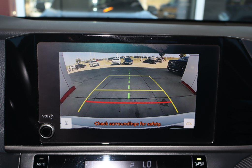 Used 2025 Toyota Camry SE FWD image 24