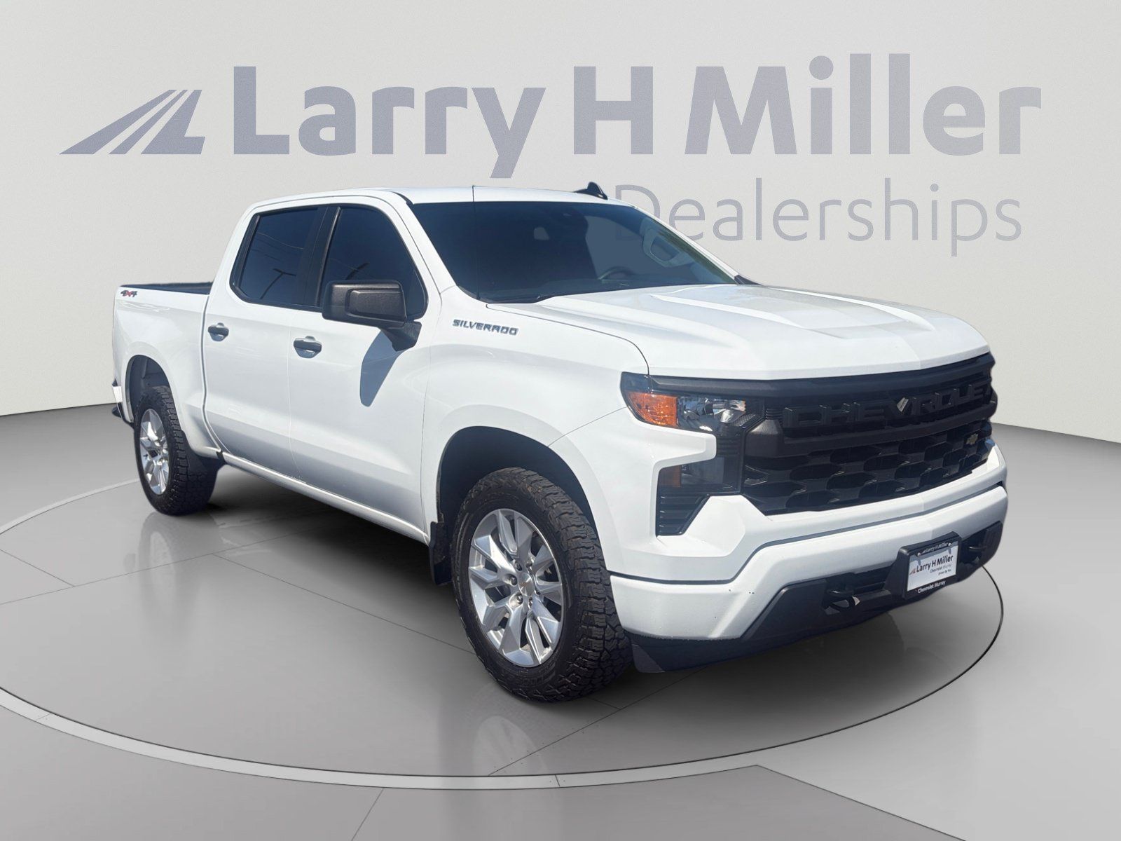 Certified 2024 Chevrolet Silverado 1500 Custom AWD/4WD image 7