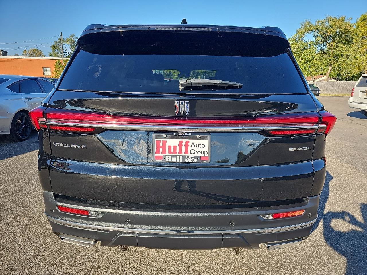 Used 2025 Buick Enclave Preferred FWD image 4