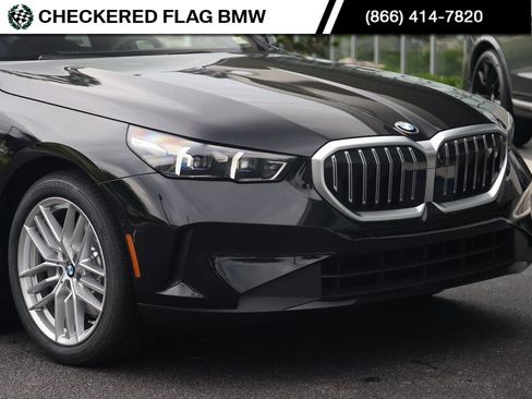 Certified 2024 BMW 530i xDrive w/ Premium Package image 2