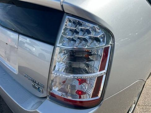 Used 2007 Toyota Prius FWD image 9